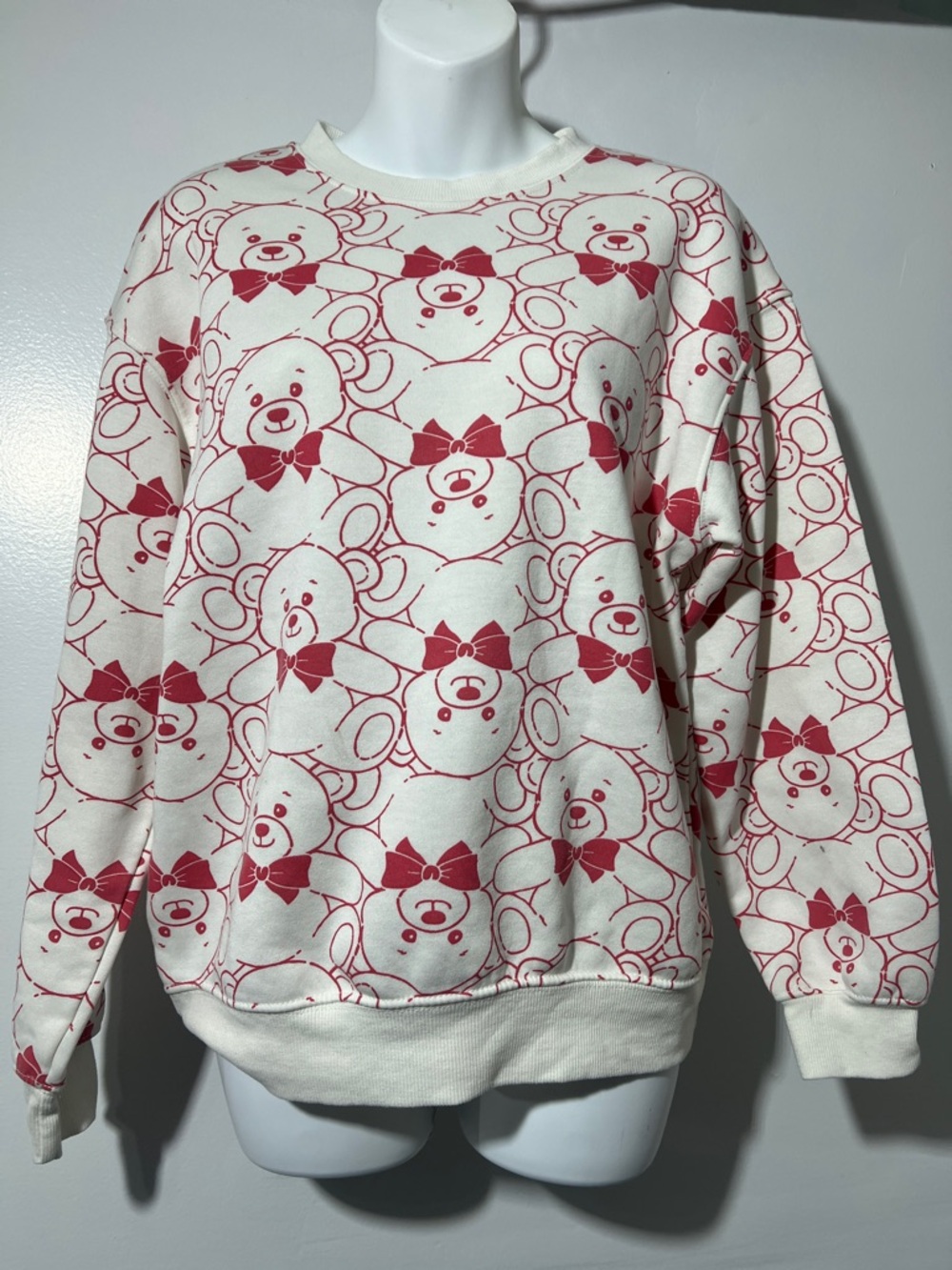 Wound Up Cream Sweatshirt with pink Teddy Print